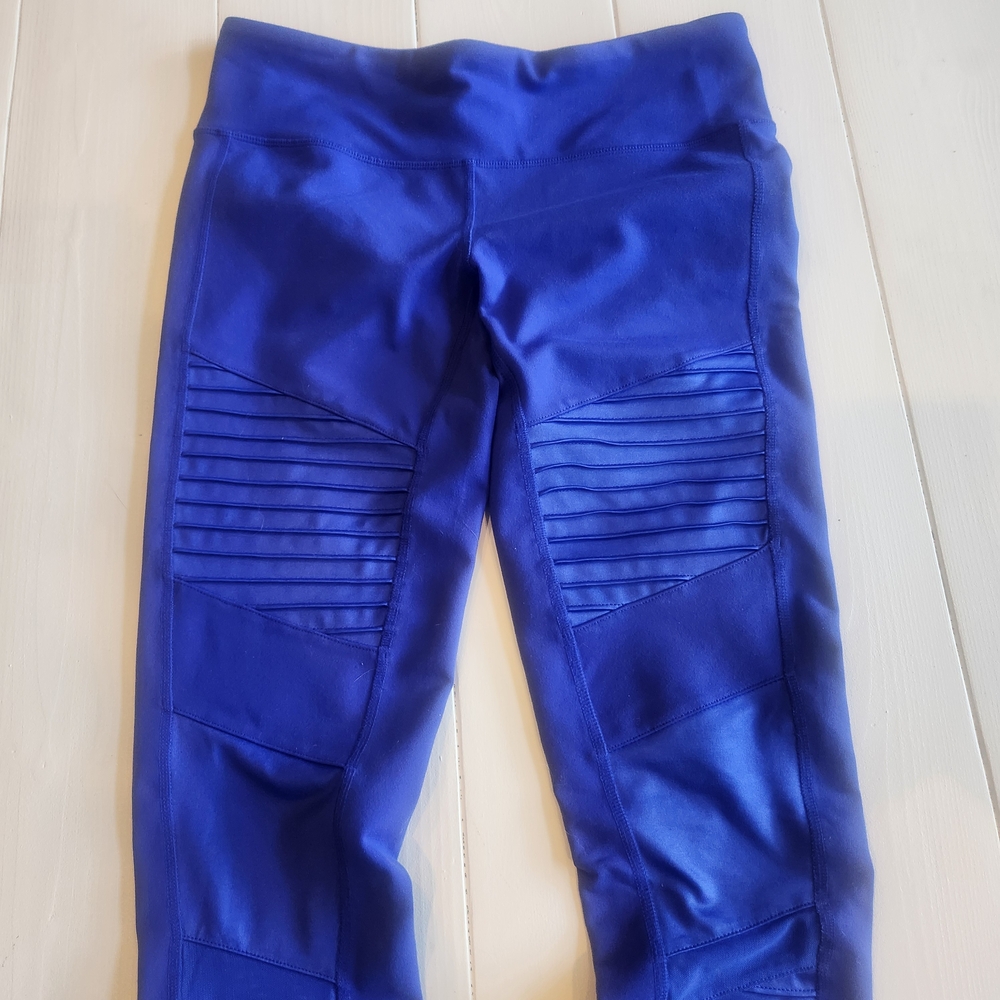 Alo Leggings